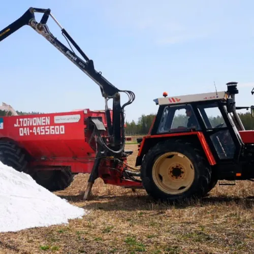 traktor ja kipsikuhi